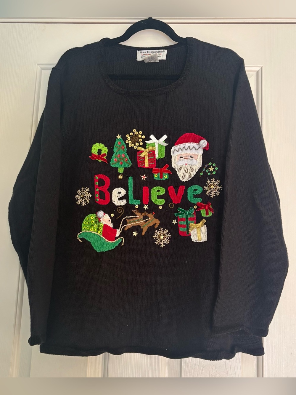 Tiara International Women's 2X Black Santa Christmas Graphic Pullover Sweater